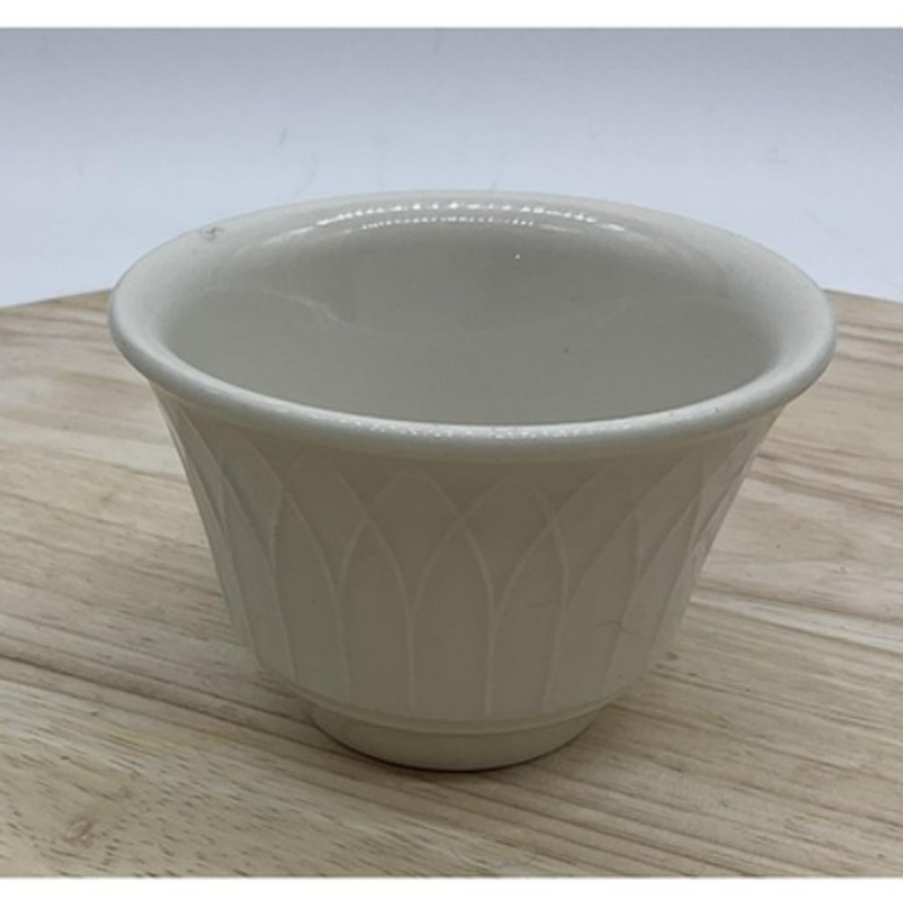 Royal‎ Stafford China Gothic Embossed White Ramekin Custard Cup Porcelain Dish